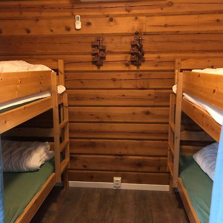 Oesjoenaes Hotel Tived Eksteriør billede